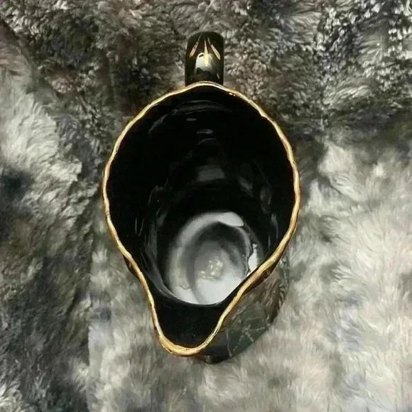 3 Black Glazed Pottery antique style water jugs - Picture 7 of 15